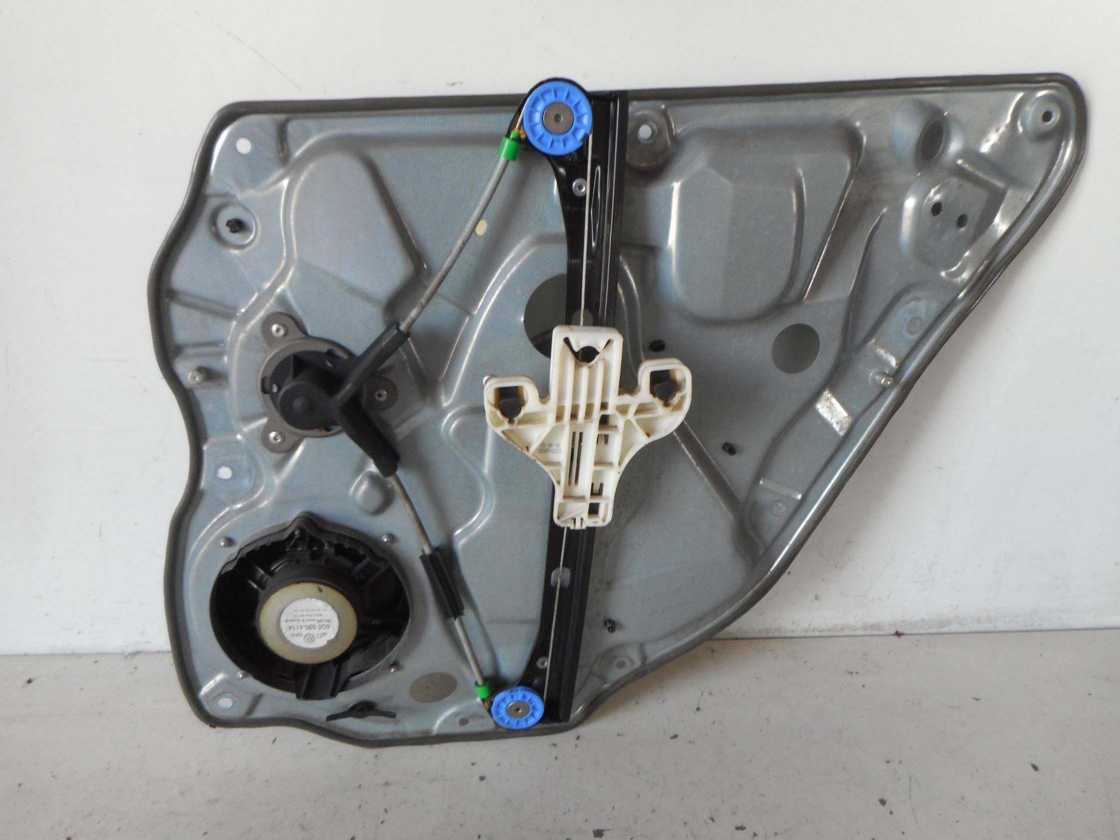 Alzacristallo porta post. sx.